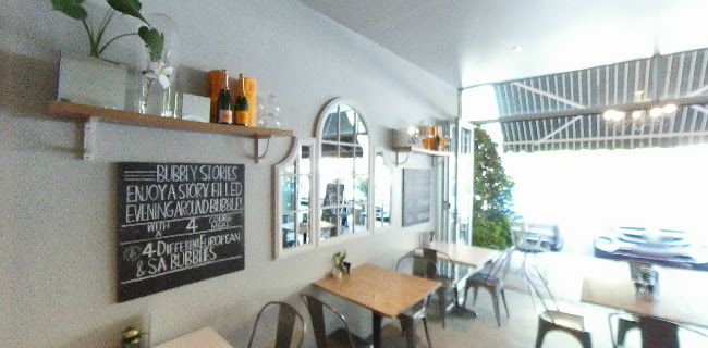 Shop 6 Wrenrose Court, 64 St Andrew St, Birdhaven, Johannesburg, 2196