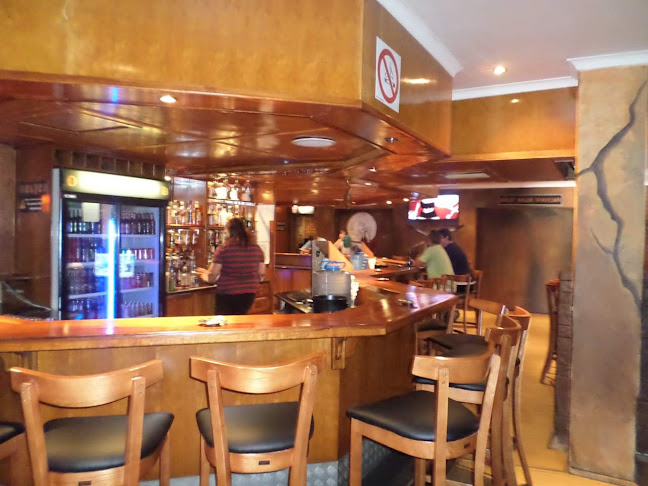 Oelies Pub and Grill