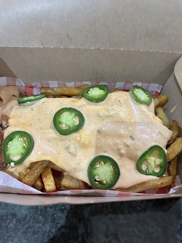 Opinii despre MJs Burgers în Cape Town - Hospitality and gastronomy