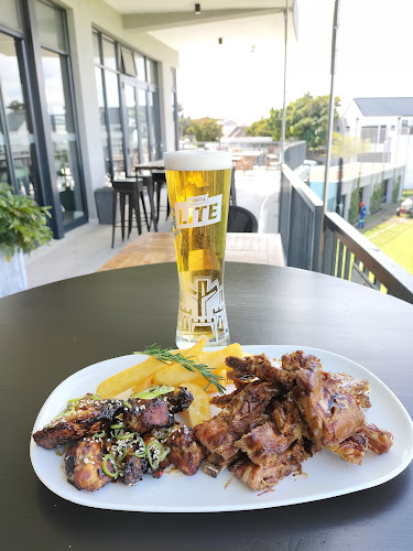 Caught & Bowled Bistro - Hospitality and gastronomy