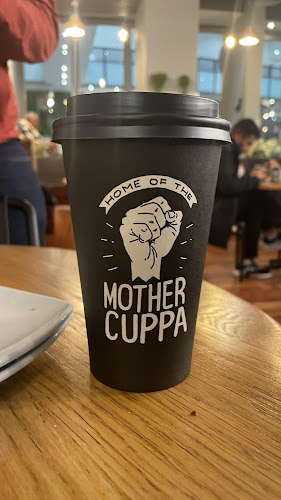 Comentarii opinii despre Motherland Coffee St Georges Mall