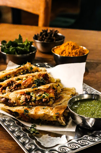 Comentarii opinii despre Modern Tailors The Ambassador