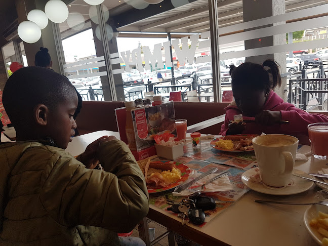 Shop 19, Penford Shopping Centre, Graaff Reinet Rd, Mosel, Kariega, 6229