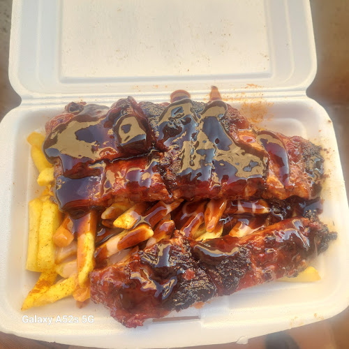 Soulsiga ribs & burgers - Soweto