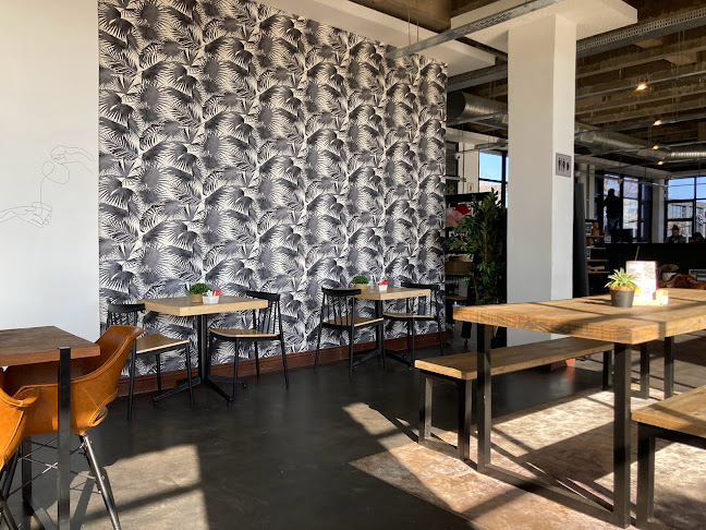 Hooked Coffee Co - Hospitality and gastronomy