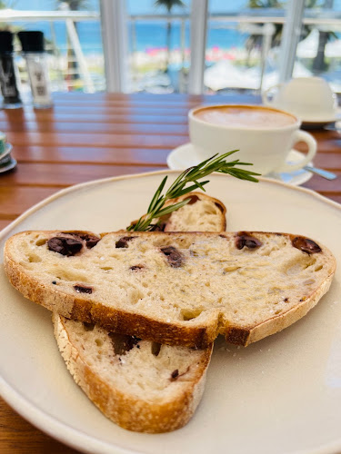 Comentarii opinii despre Village Bakery