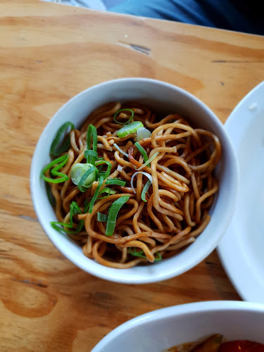 Comentarii opinii despre Yindee's best traditional Thai food in Kloof street dining district