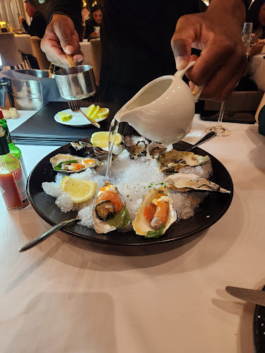 Opinii despre Kream Restaurant Montecasino în Johannesburg - Hospitality and gastronomy