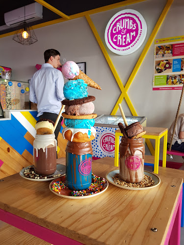 Crumbs And Cream - Hospitality and gastronomy