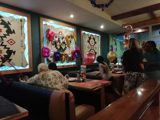 Warwick Place, Pearce Rd, Claremont, Cape Town, 7708