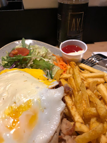 Comentarii opinii despre Oasis Cafe