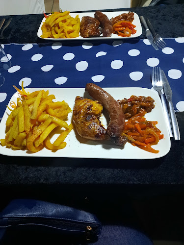 Comentarii opinii despre Emapapeni Food Court