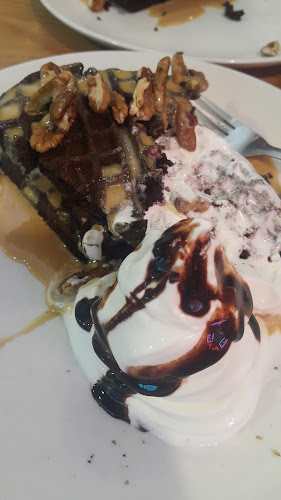 Comentarii opinii despre Milky Lane