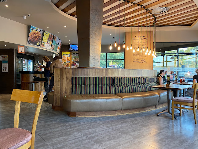 Opinii despre Nando's Krugersdorp Drive Thru în Krugersdorp - Hospitality and gastronomy