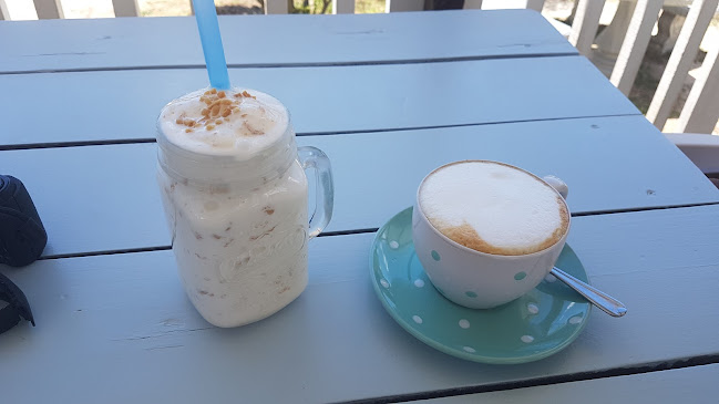 Comentarii opinii despre Deja Brew Bistro