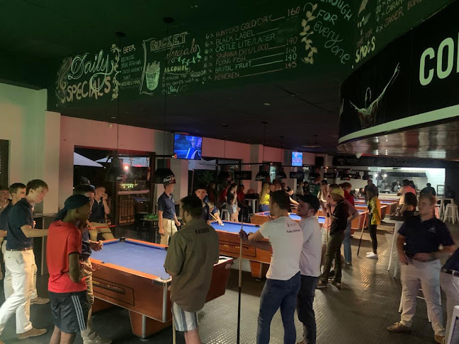 Opinii despre The Corner Pocket Bar & Billiards în Pretoria - Hospitality and gastronomy