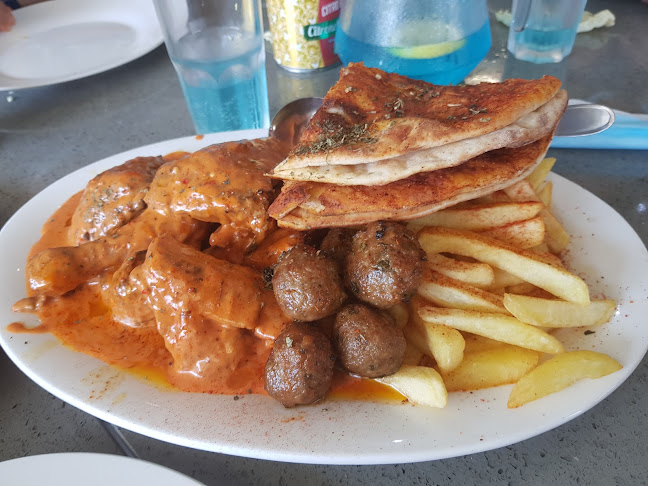 Comentarii opinii despre The Address Halaal dining