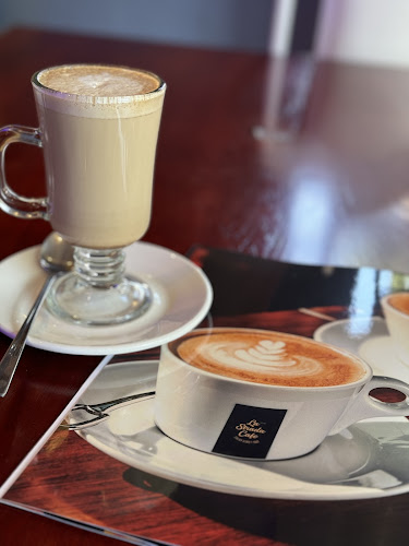 La Strada Cafe - Italian Street Food - Hospitality and gastronomy