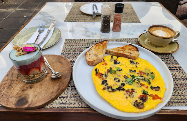 78 Regent Rd, Sea Point, Cape Town, 8001