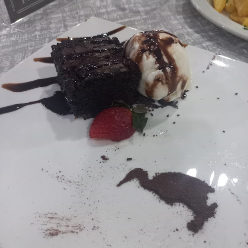 Victoria Country Club Restaurant