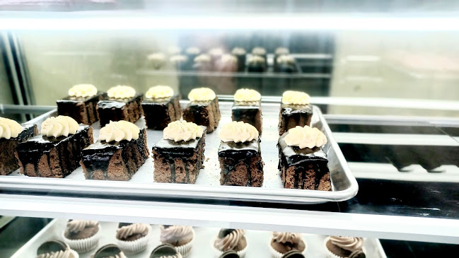 Comentarii opinii despre Khazi Delight Bakery