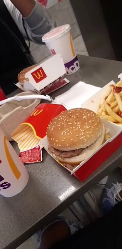 Comentarii opinii despre McDonald's Dr Pixley Kaseme