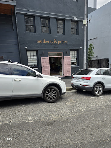 Comentarii opinii despre Mulberry and Prince