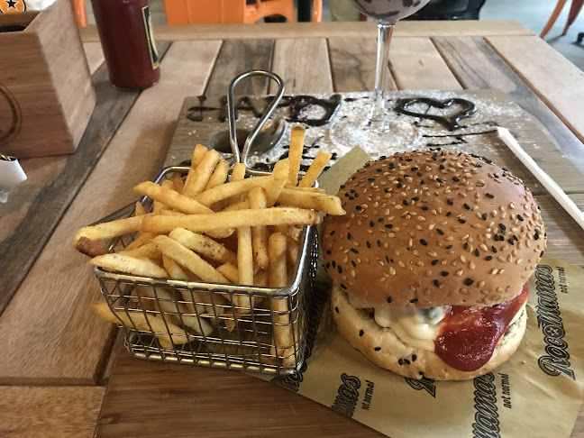 Comentarii opinii despre RocoMamas Vaal Mall