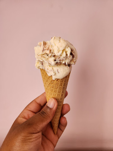 Iceburg mall@carnival - Hospitality and gastronomy