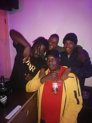 Opinii despre Putfontein Lounge & Fast Food în Benoni - Hospitality and gastronomy