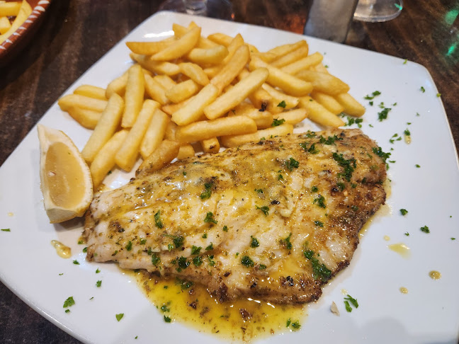 Main Rd, Green Point, Cape Town, 8051