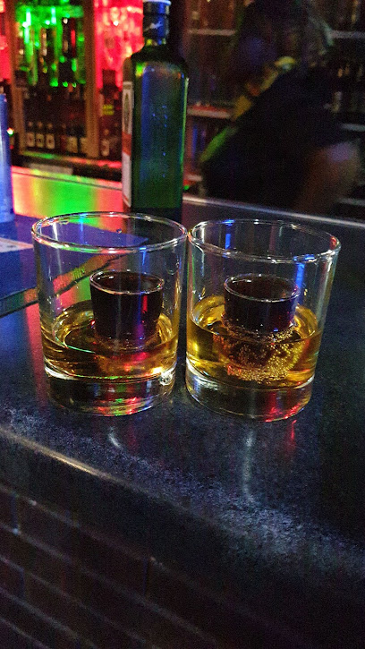 Sundowner Bar & Restaurant