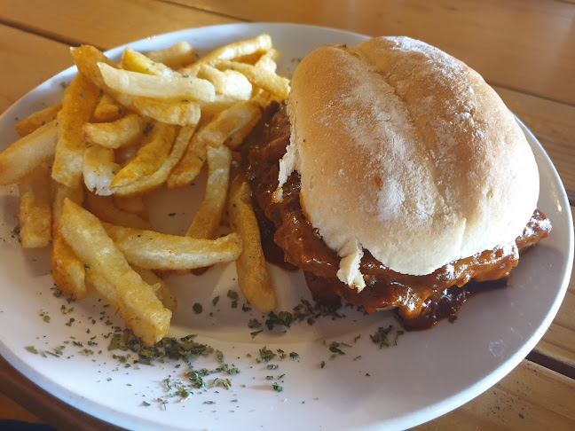 265 The Hwy St, Equestria, Pretoria, 0184