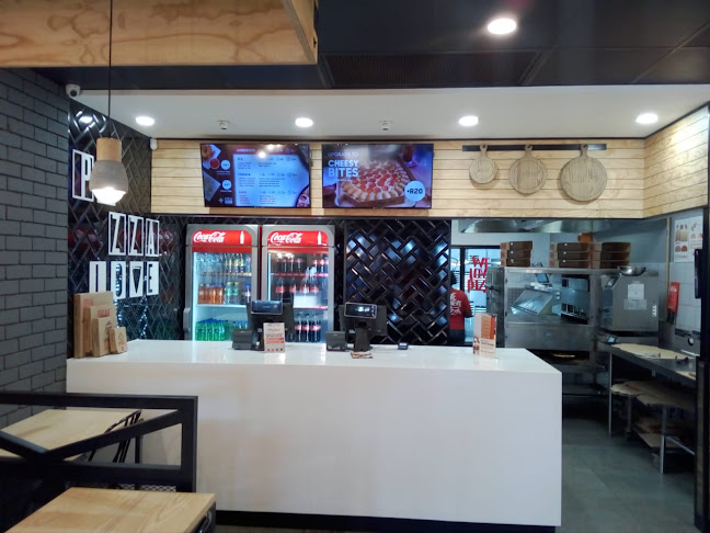 Pizza Hut Appletons Village