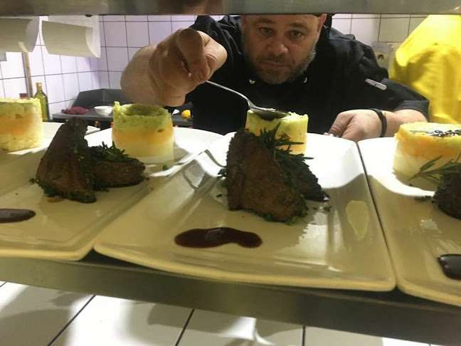 The Black Swan Restaurant & Cape Karoo Eatery - Oudtshoorn