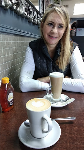 2 Village Rd, Kloof, Durban, 3610