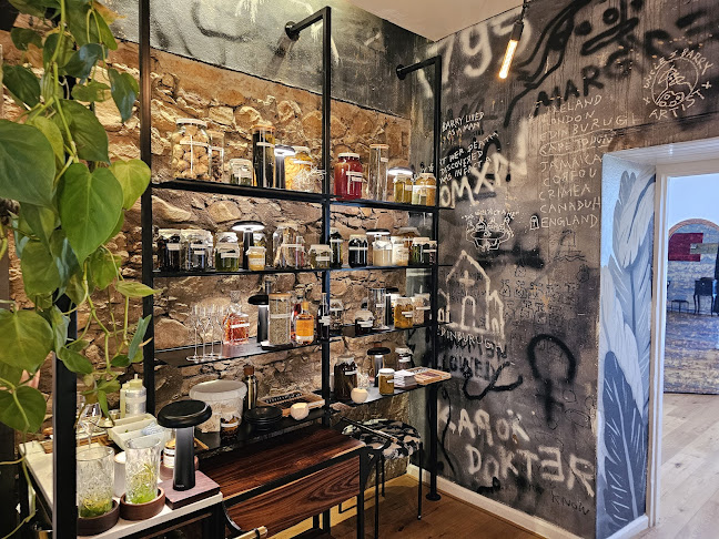 Roundhouse, Round House Rd, Camps Bay, Cape Town, 8040