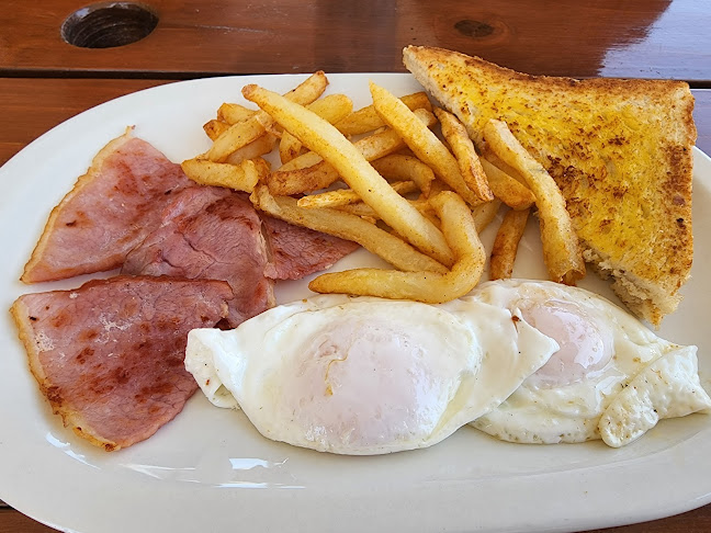 Opinii despre Holiday Inn Roadhouse în Springs - Hospitality and gastronomy