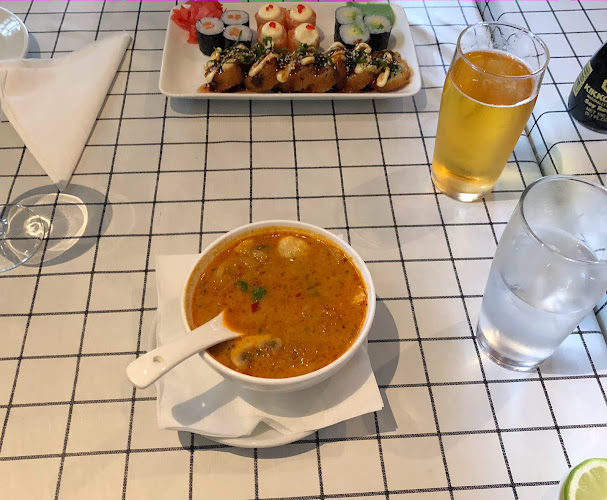 Comentarii opinii despre Mai Thai Sushi Gardens