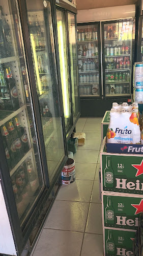 Sambo Liquor Store - Hospitality and gastronomy