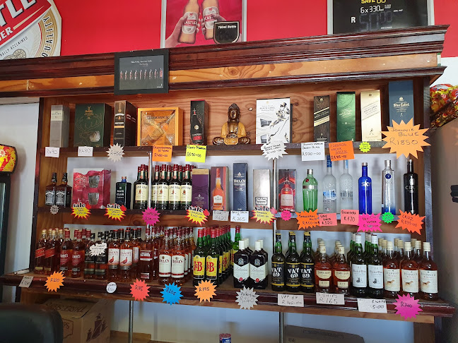 Polly Shortts Liquors - Hospitality and gastronomy