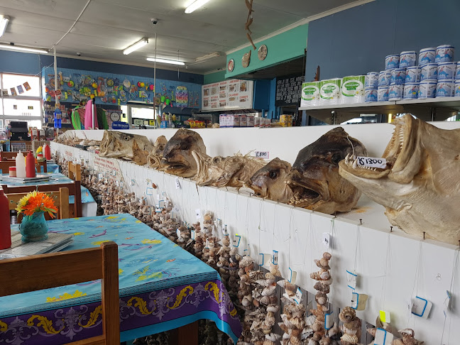 Comentarii opinii despre Dolphins Café