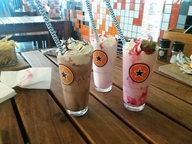 RocoMamas Dolphins Leap - Halaal