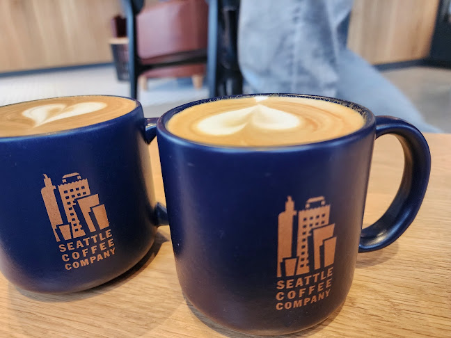 33 Belvedere Rd, Claremont, Cape Town, 7708