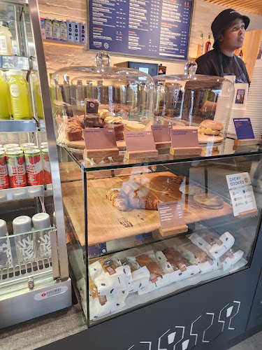 Opinii despre Seattle Coffee Company - Claremont în Cape Town - Hospitality and gastronomy