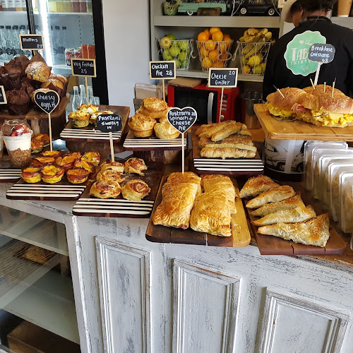 78 Ebenezer Rd, Green Point, Cape Town, 8000