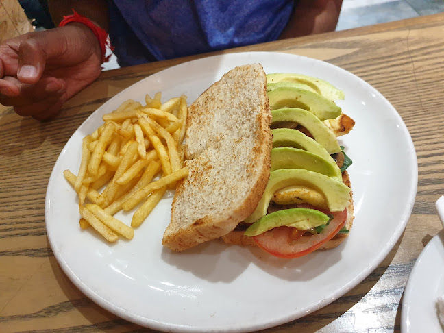 Shop 11, Karaglen Mall, 48 Baker Rd, Edenvale, Johannesburg, 1609