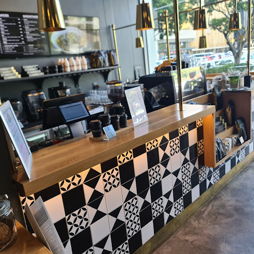 Shop 11D, The Zone, 177 Oxford Rd, Rosebank, Johannesburg, 2196