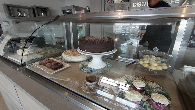 Comentarii opinii despre District Cafe