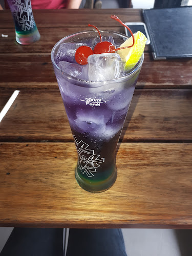 Comentarii opinii despre Upper Deck.